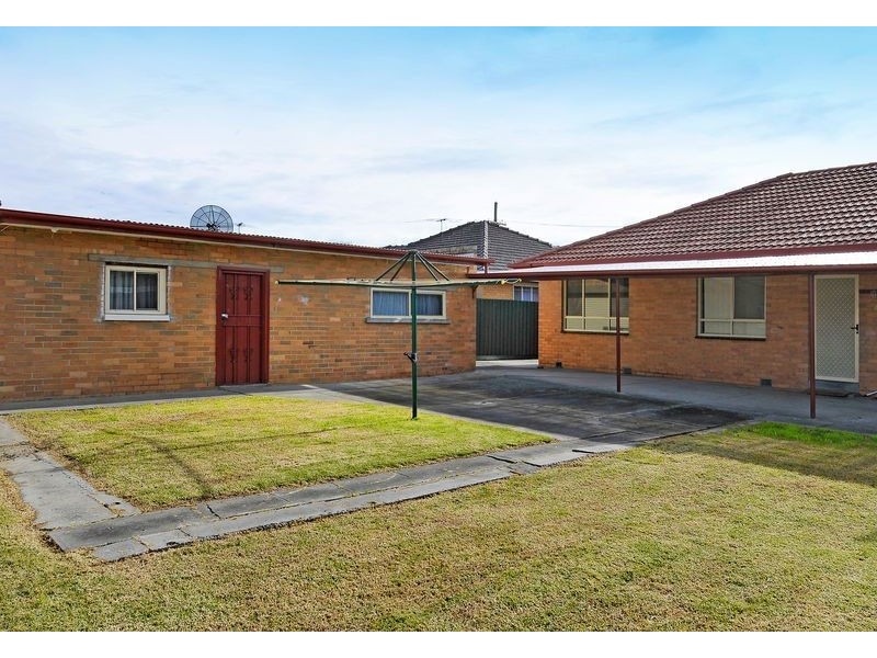 23 Evans Street, Lalor VIC 3075