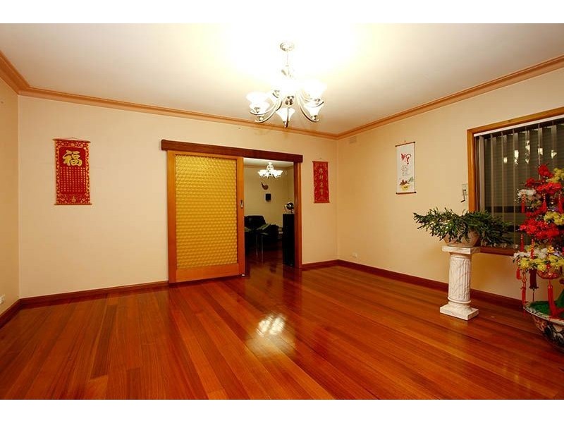 387 Edgars Road, Lalor VIC 3075