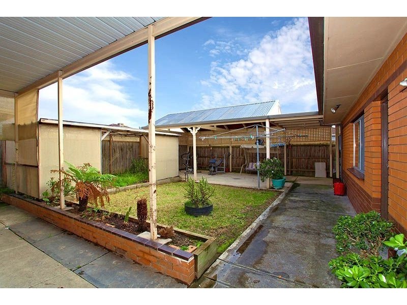 387 Edgars Road, Lalor VIC 3075