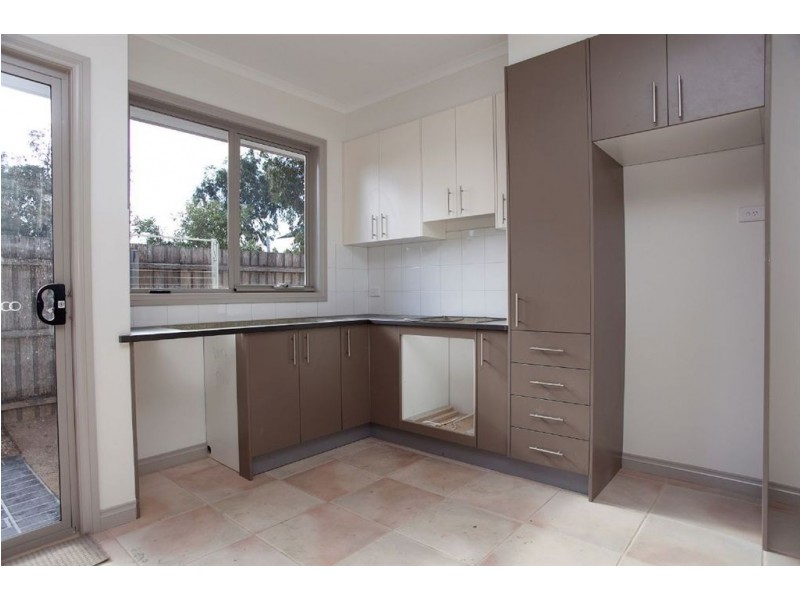 6/58-60 Memorial Avenue, Epping VIC 3076