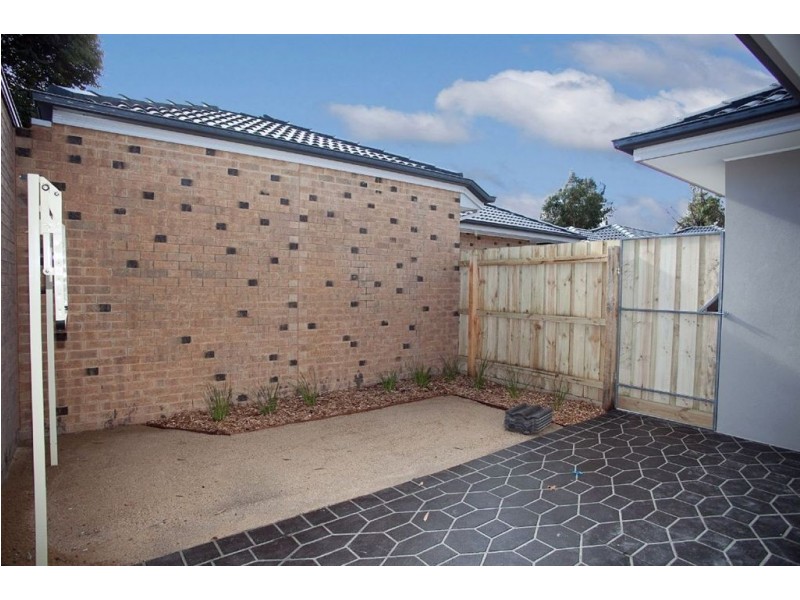 6/58-60 Memorial Avenue, Epping VIC 3076
