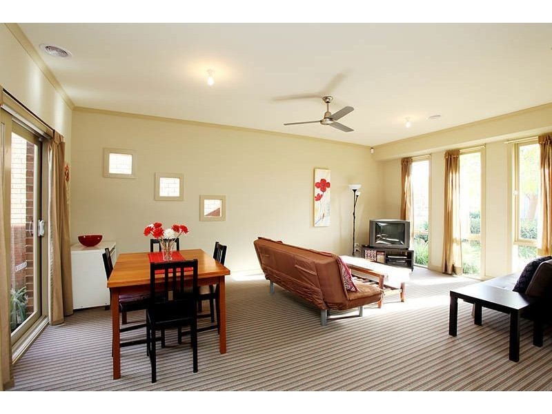 17 Snugburgh Way, Epping VIC 3076