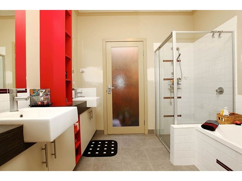 17 Snugburgh Way, Epping VIC 3076