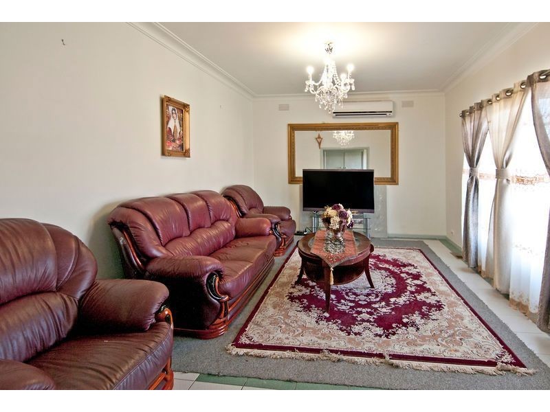 34 Messmate Street, Lalor VIC 3075