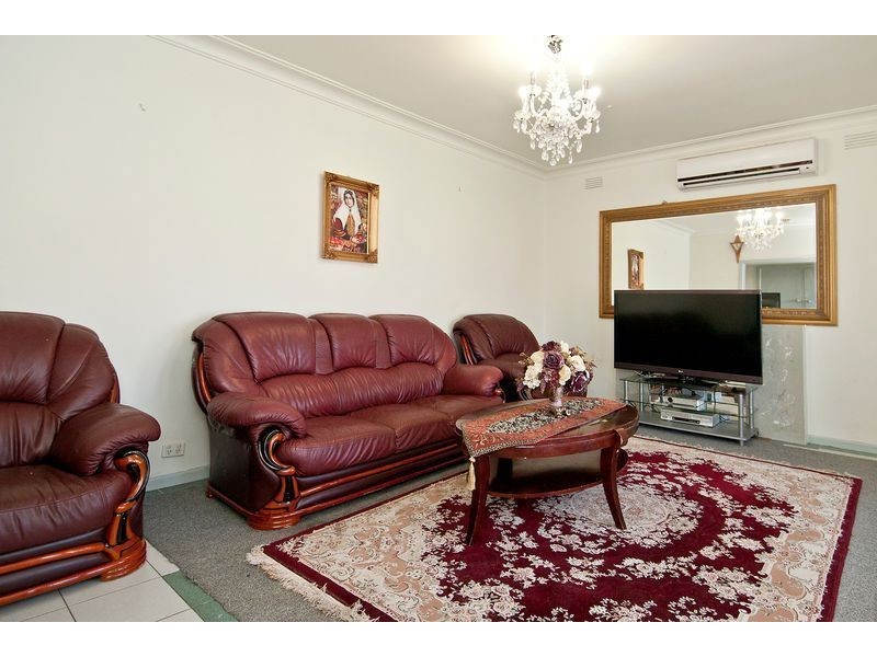 34 Messmate Street, Lalor VIC 3075