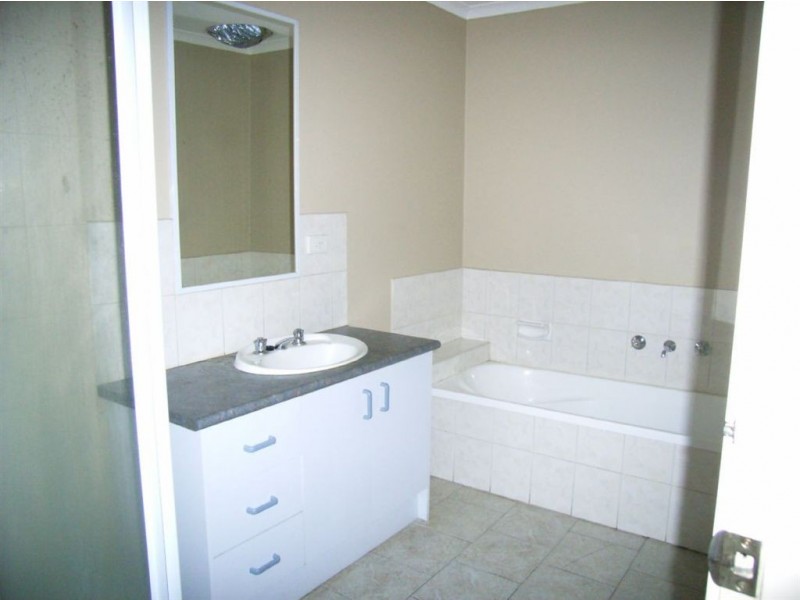 13 Ryder Street, Lalor VIC 3075