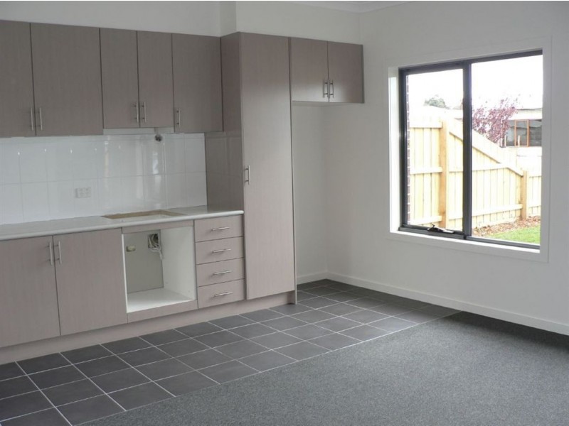 1/27 Westall Street, Thomastown VIC 3074