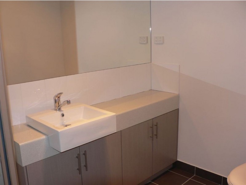 1/27 Westall Street, Thomastown VIC 3074