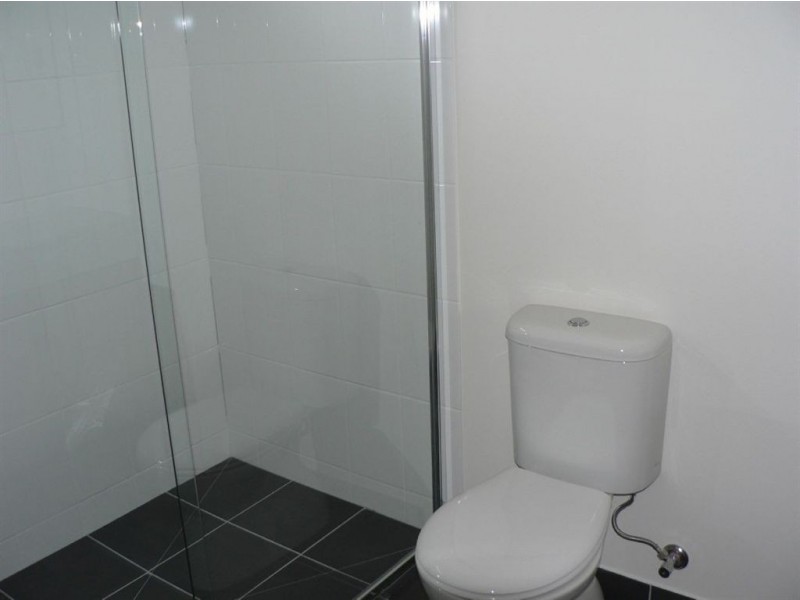 2/27 Westall Street, Thomastown VIC 3074