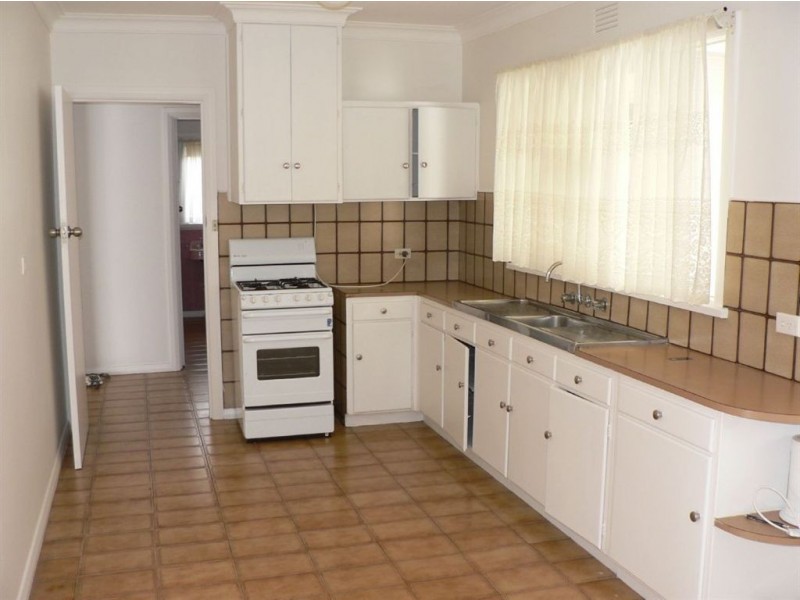 77 Messmate Street, Lalor VIC 3075