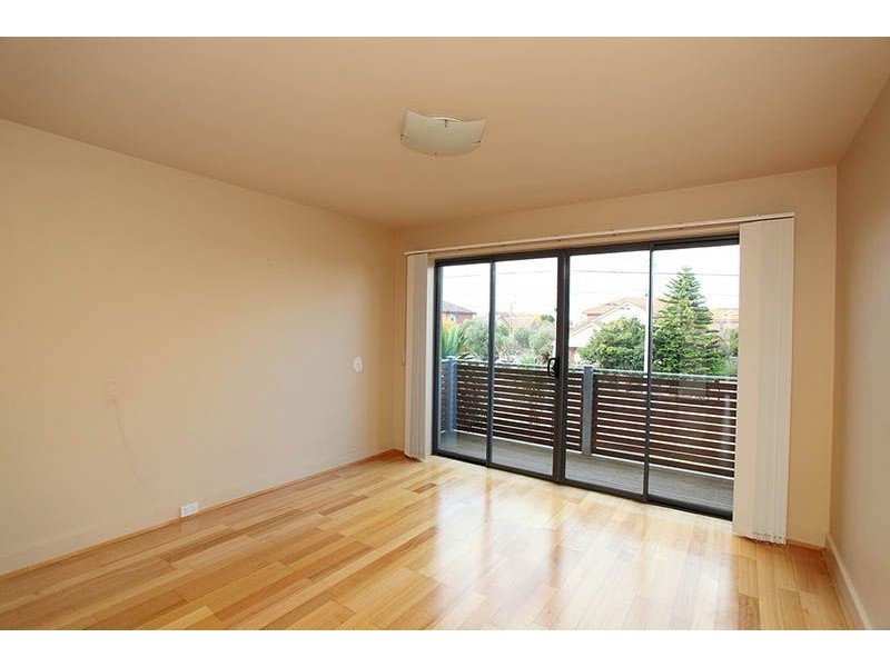 16/383 Gilbert Road, Preston VIC 3072