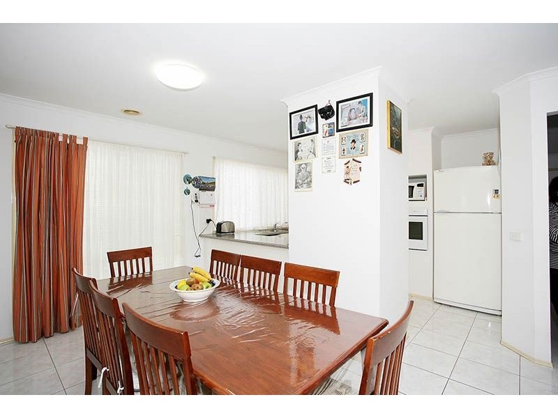 16 Murchison Way, Thomastown VIC 3074