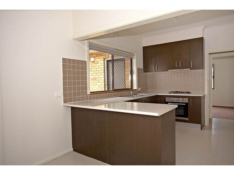 1/25 Central Avenue, Thomastown VIC 3074