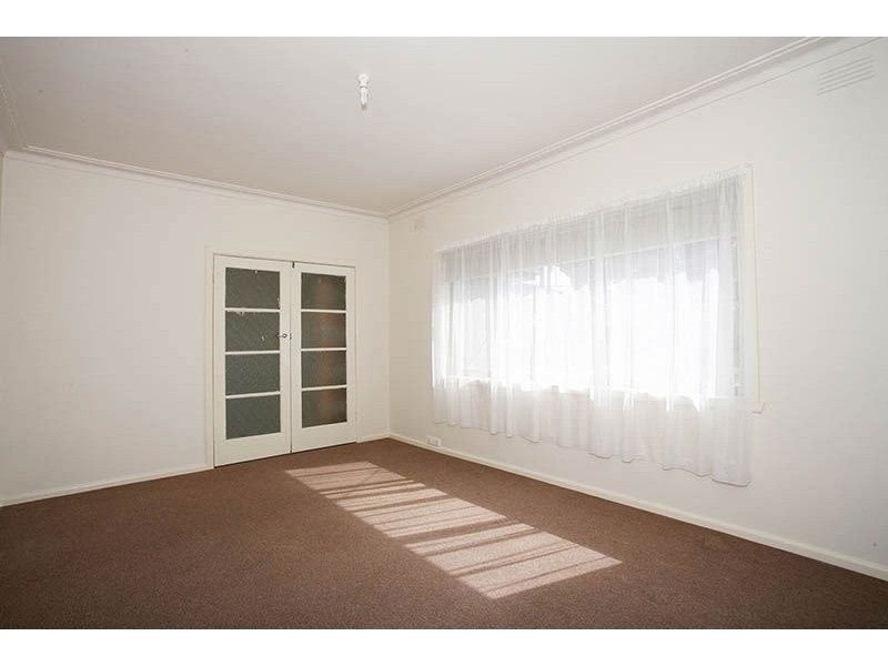 1/25 Central Avenue, Thomastown VIC 3074