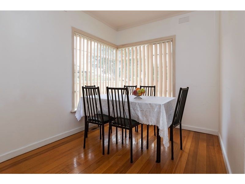 21 Mount View Road, Thomastown VIC 3074