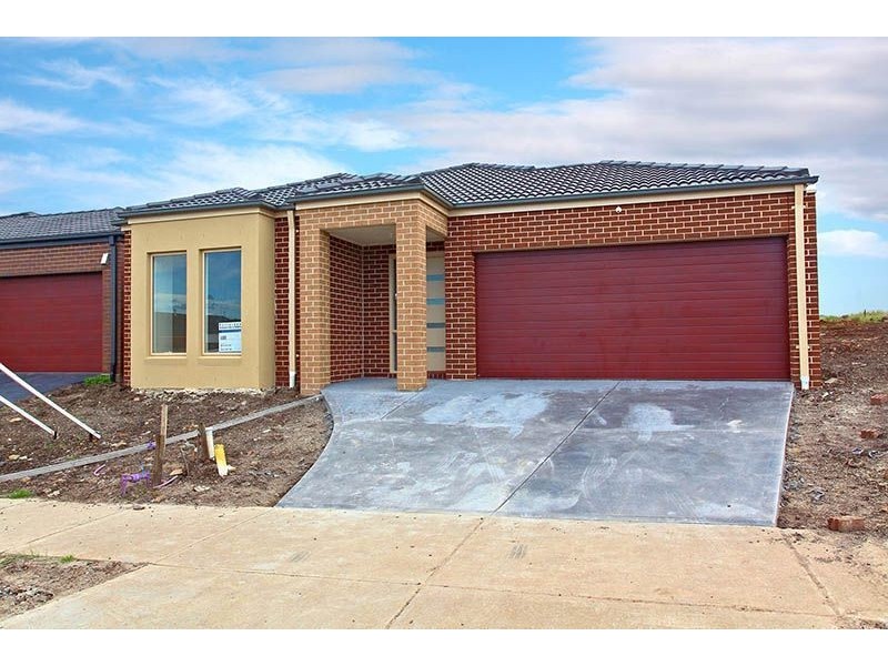 15 bluehill way, Epping VIC 3076