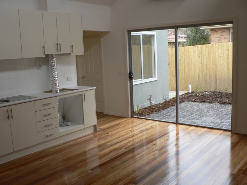 3/88 Purinuan Road, Reservoir VIC 3073