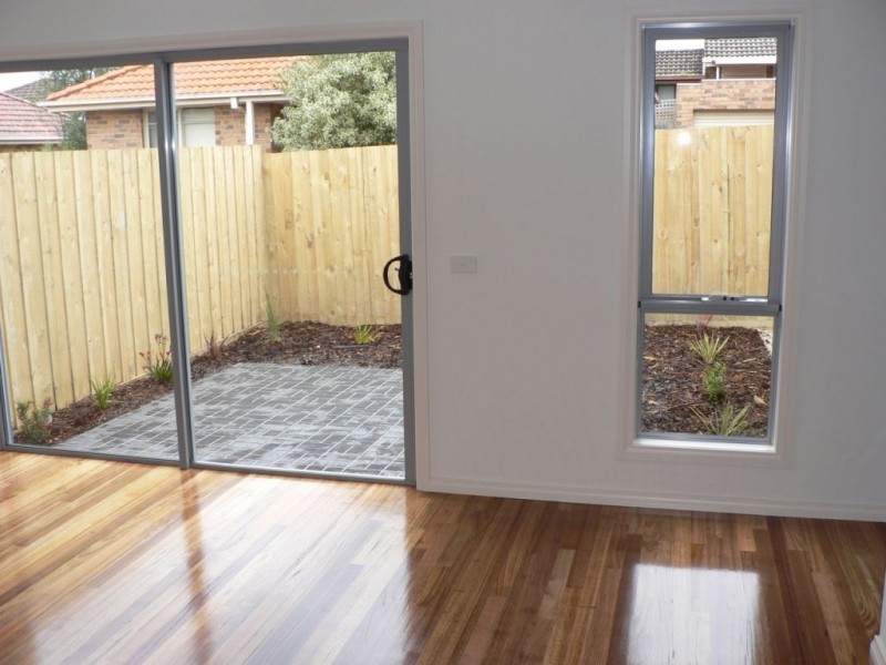 4/88 Purinuan Road, Reservoir VIC 3073