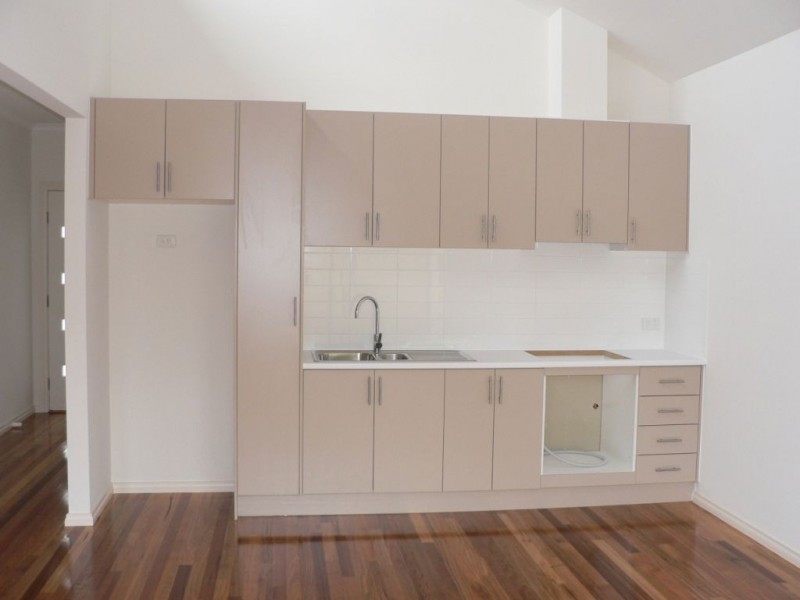 4/88 Purinuan Road, Reservoir VIC 3073