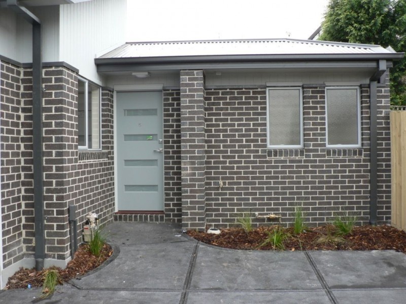 5/88 Purinuan Road, Reservoir VIC 3073