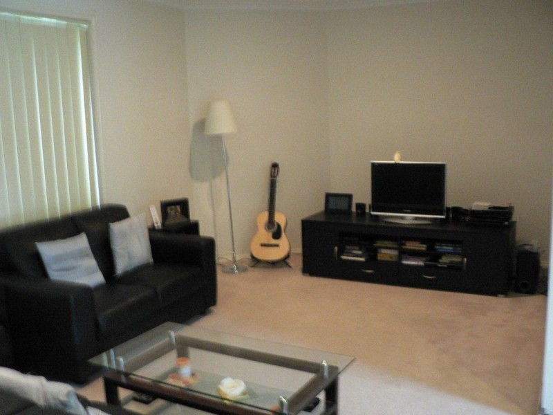 2/10 McLeod Street, Thomastown VIC 3074