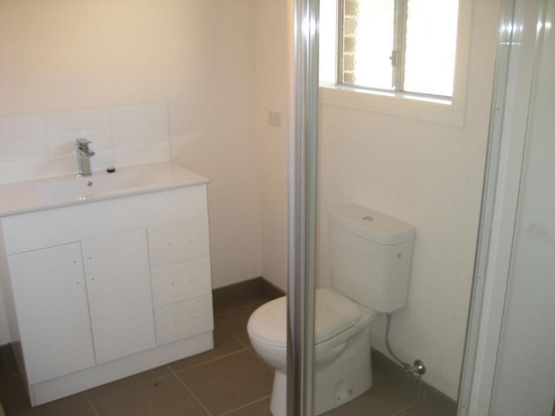 1/2 Hamilton Court, Lalor VIC 3075