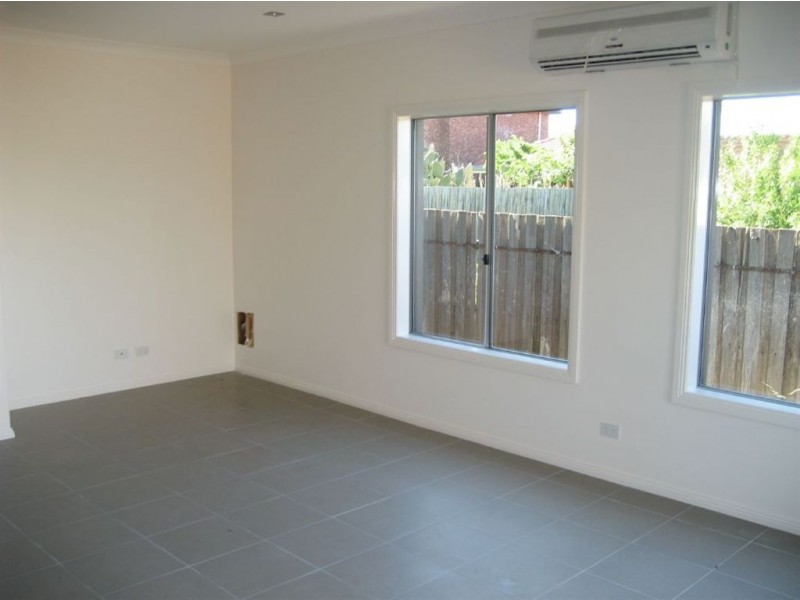 4/2 Hamilton Court, Lalor VIC 3075