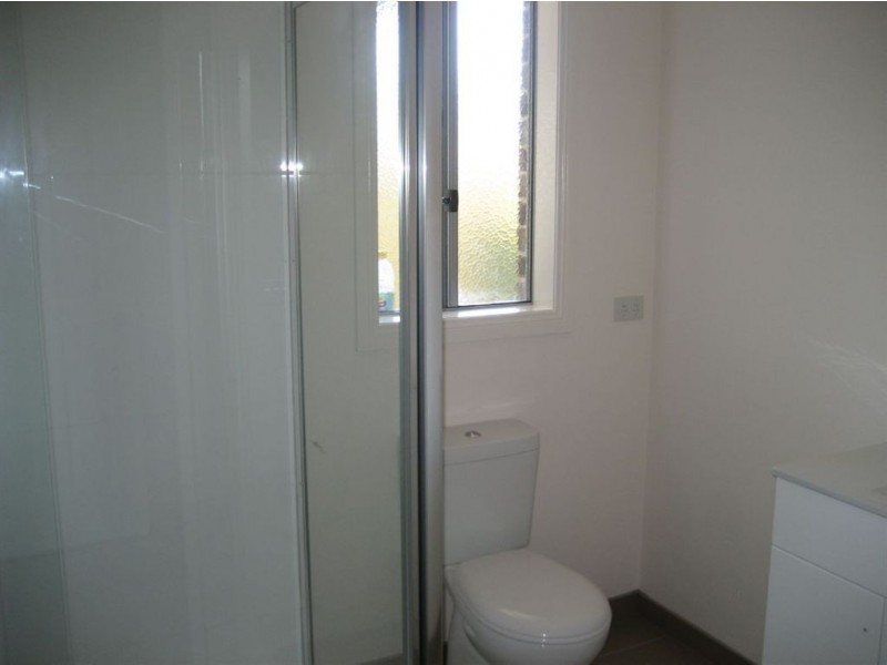 4/2 Hamilton Court, Lalor VIC 3075