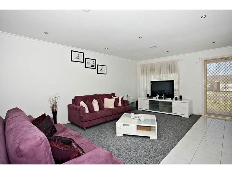 36A Dickens Street, Lalor VIC 3075