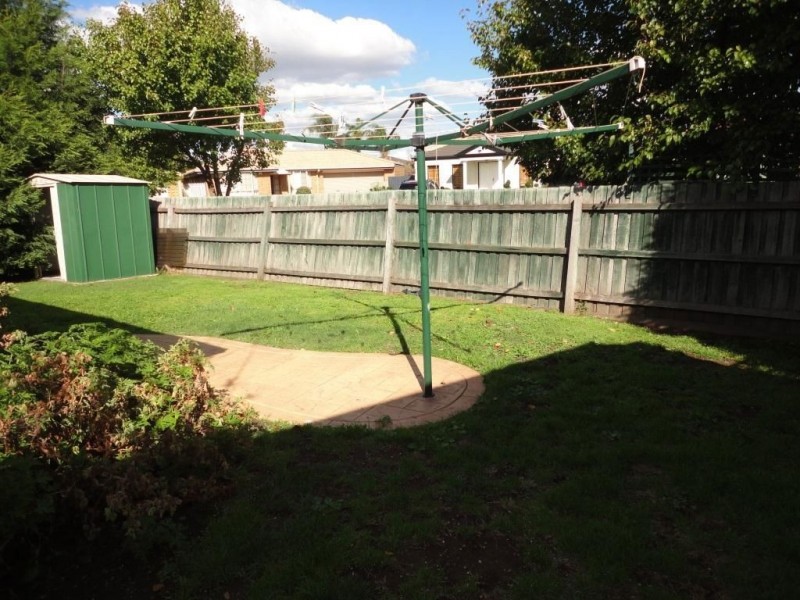 5 Parnell Court, Roxburgh Park VIC 3064