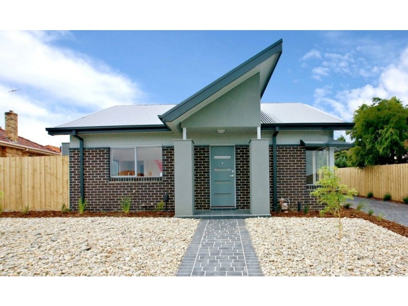 1/88 Purinuan Road, Reservoir VIC 3073