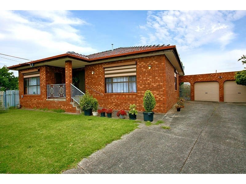 4 Avenel Court, Thomastown VIC 3074