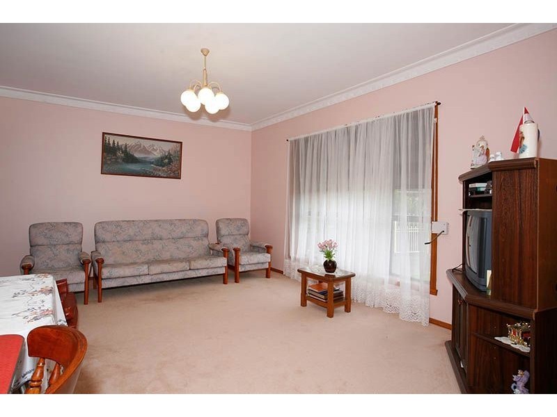 4 Avenel Court, Thomastown VIC 3074