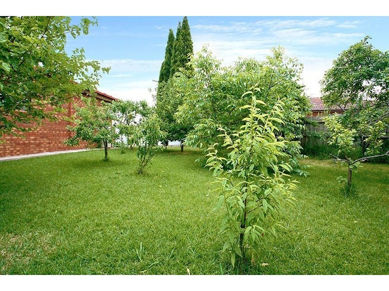 4 Avenel Court, Thomastown VIC 3074