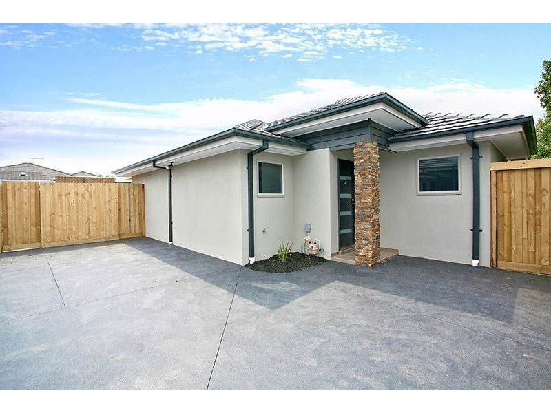 4/6 Edna Street, Thomastown VIC 3074