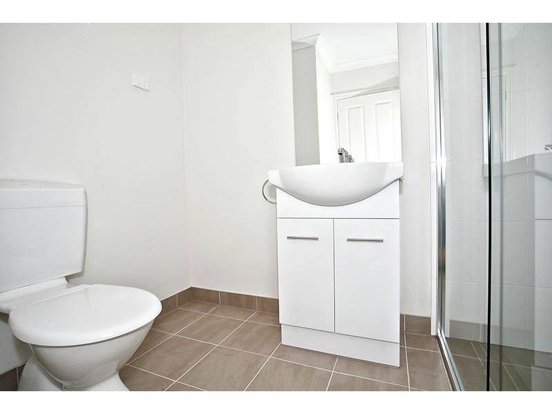 4/6 Edna Street, Thomastown VIC 3074