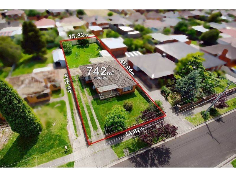 8 Cherry Court, Lalor VIC 3075