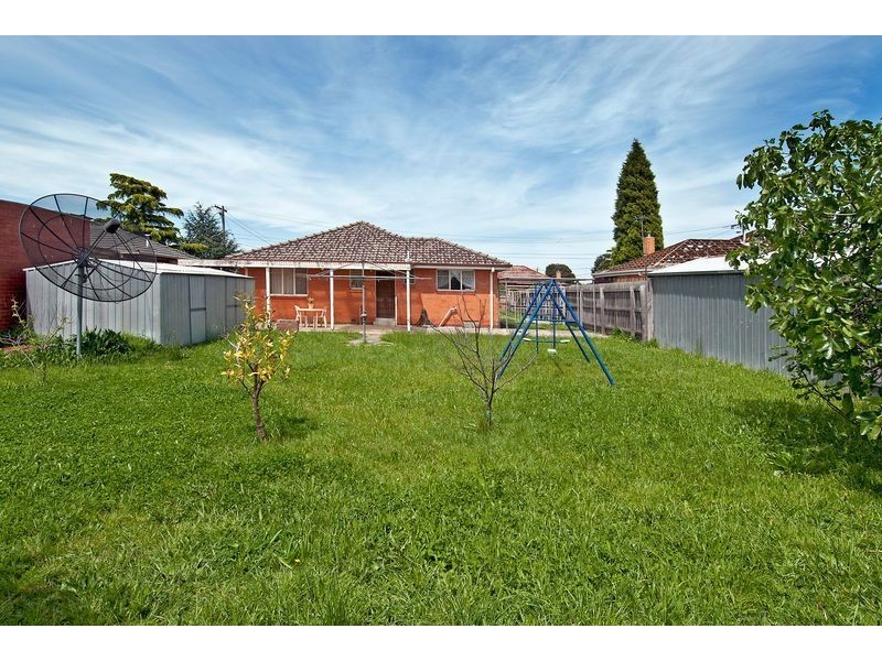 8 Cherry Court, Lalor VIC 3075