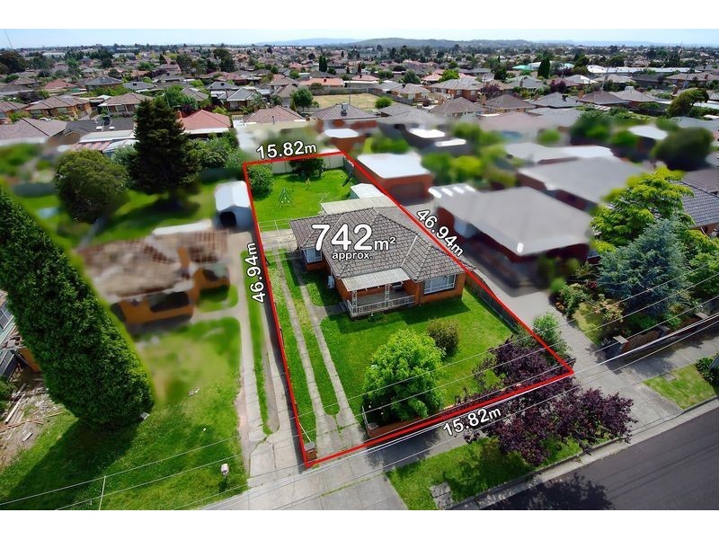 8 Cherry Court, Lalor VIC 3075