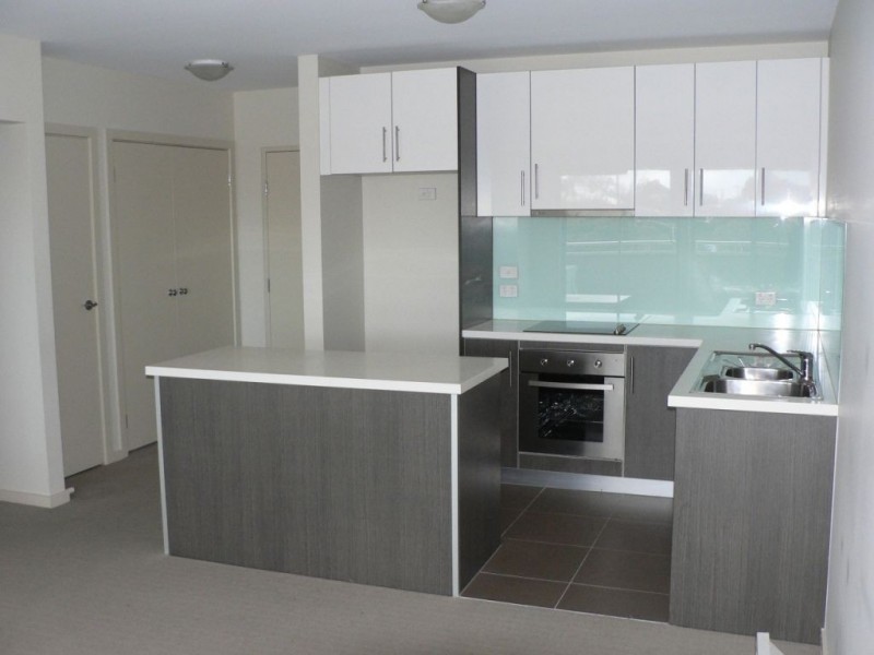 17/18 Bell Street, Heidelberg Heights VIC 3081