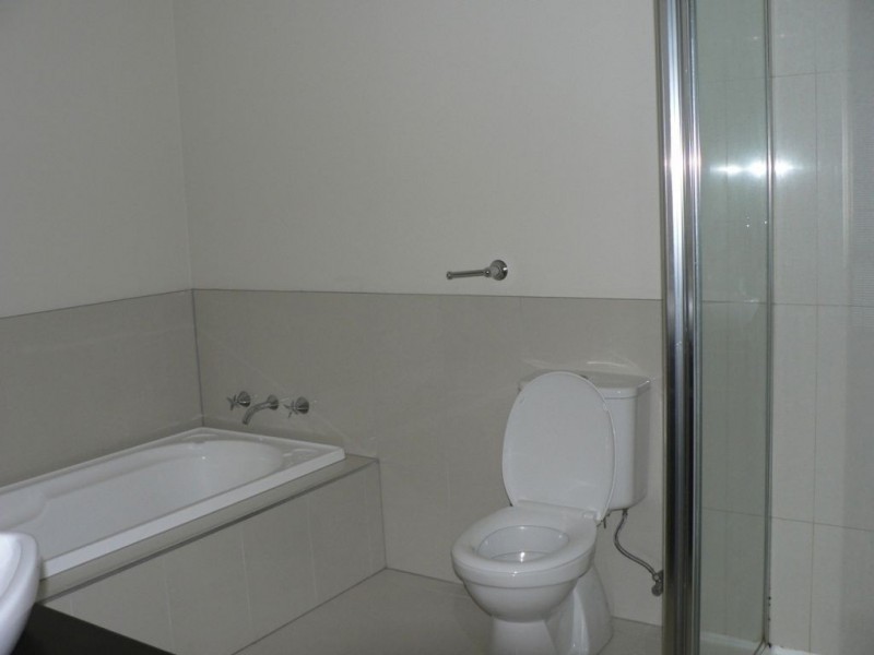 17/18 Bell Street, Heidelberg Heights VIC 3081