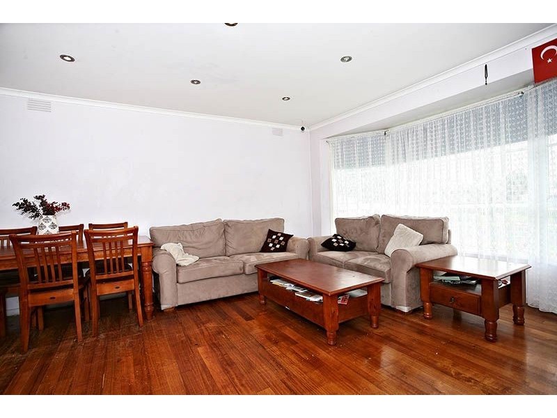 20 Lynne Street, Lalor VIC 3075