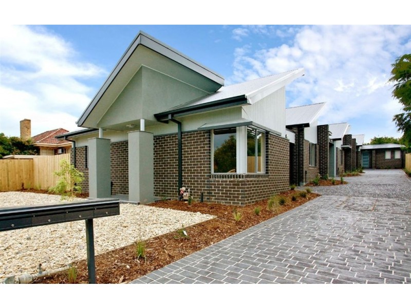 2/88 Purinuan Road, Reservoir VIC 3073