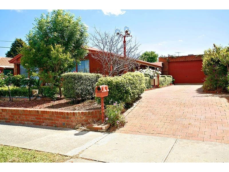 13 Glendale Avenue, Epping VIC 3076