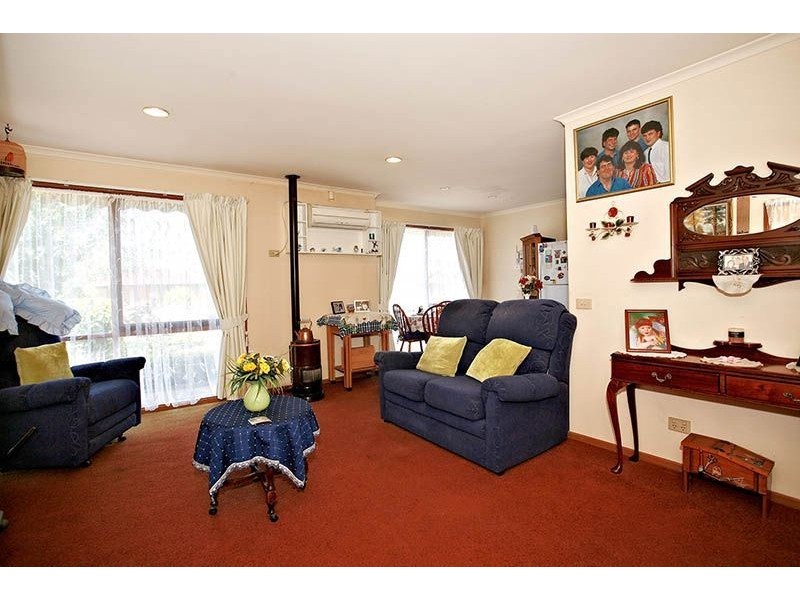 13 Glendale Avenue, Epping VIC 3076