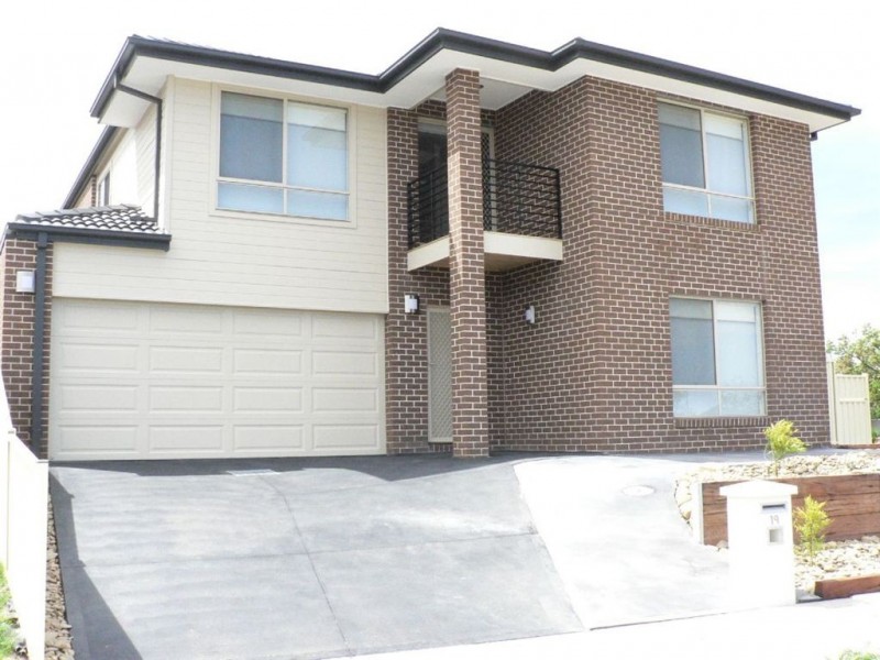 19 Viewgrand Boulevard, Epping VIC 3076