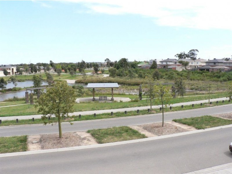 19 Viewgrand Boulevard, Epping VIC 3076