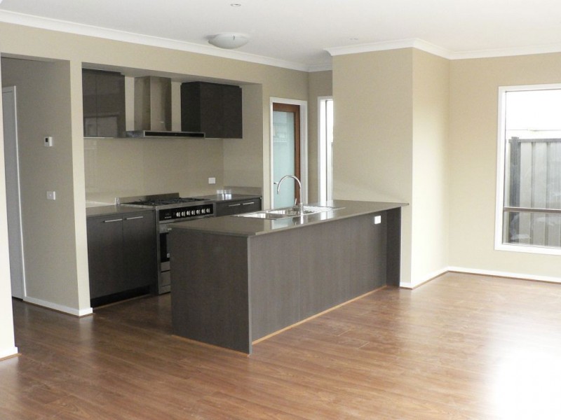 26 Taylan Street, Craigieburn VIC 3064