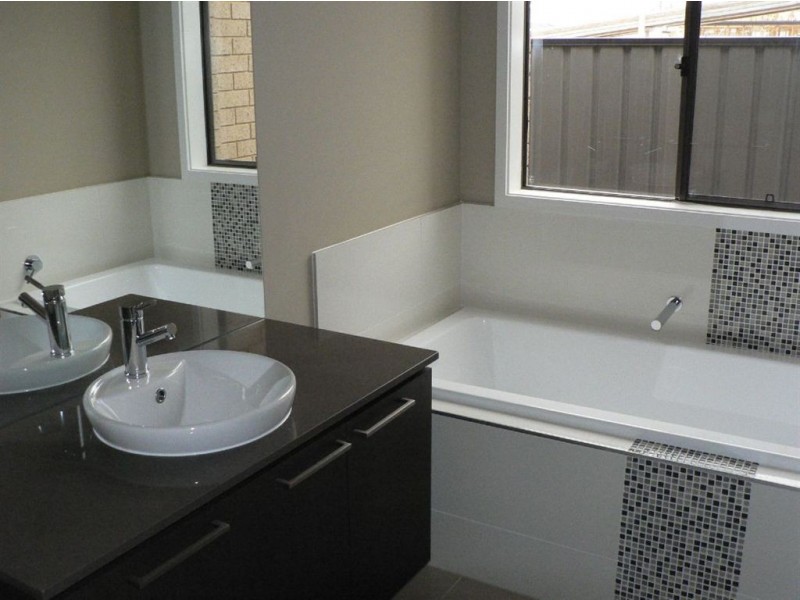 26 Taylan Street, Craigieburn VIC 3064