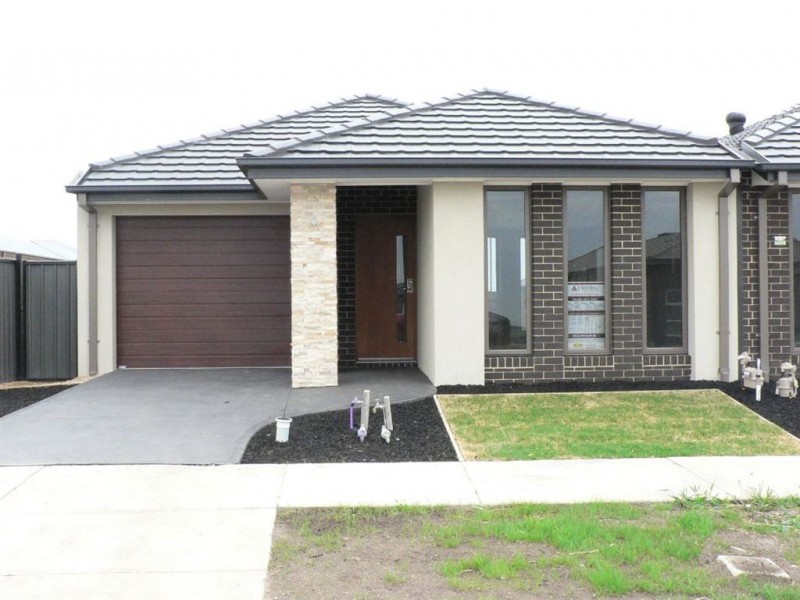 26 Taylan Street, Craigieburn VIC 3064